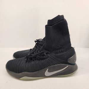 B51 Nike Hyperdunk 2016 Flyknit Blackout Size 11 Black